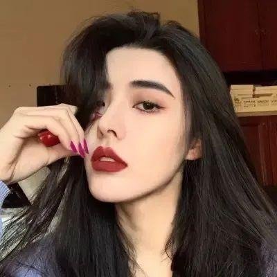 不再托腮遐思 在线观看